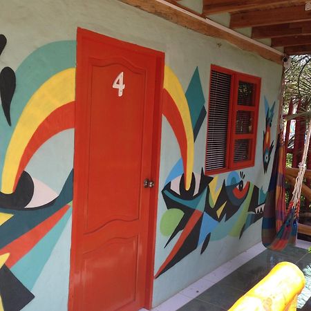 Pop House Hotel Montanita Ngoại thất bức ảnh