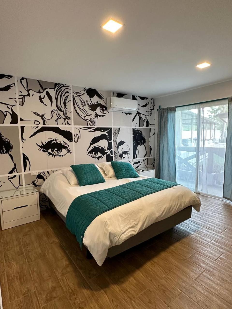 Pop House Hotel Montanita Ngoại thất bức ảnh