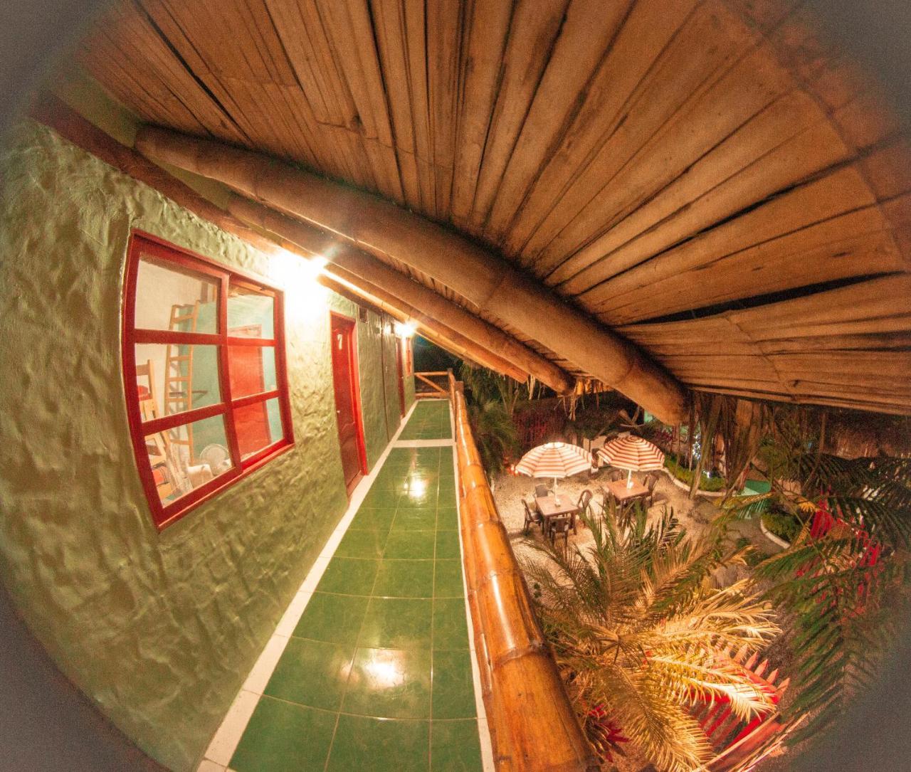 Pop House Hotel Montanita Ngoại thất bức ảnh