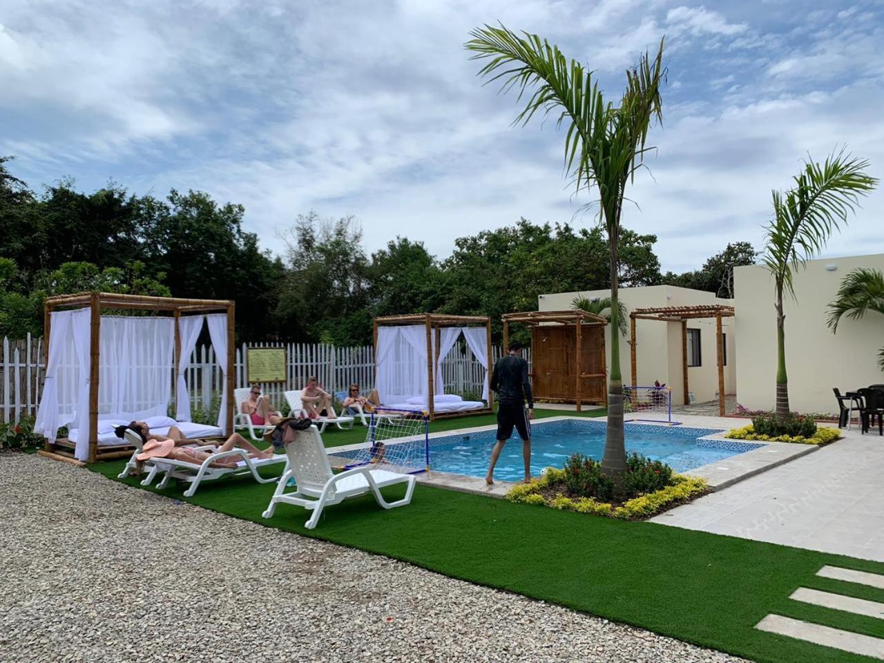 Pop House Hotel Montanita Ngoại thất bức ảnh